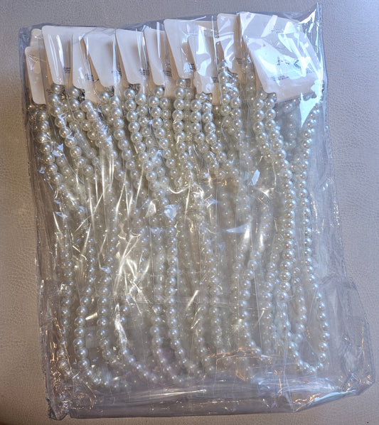 Wholesale Pearl Necklaces 12 Count